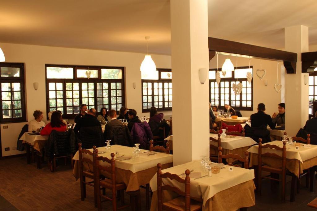Hotel Al Verde Mandello del Lario Dış mekan fotoğraf