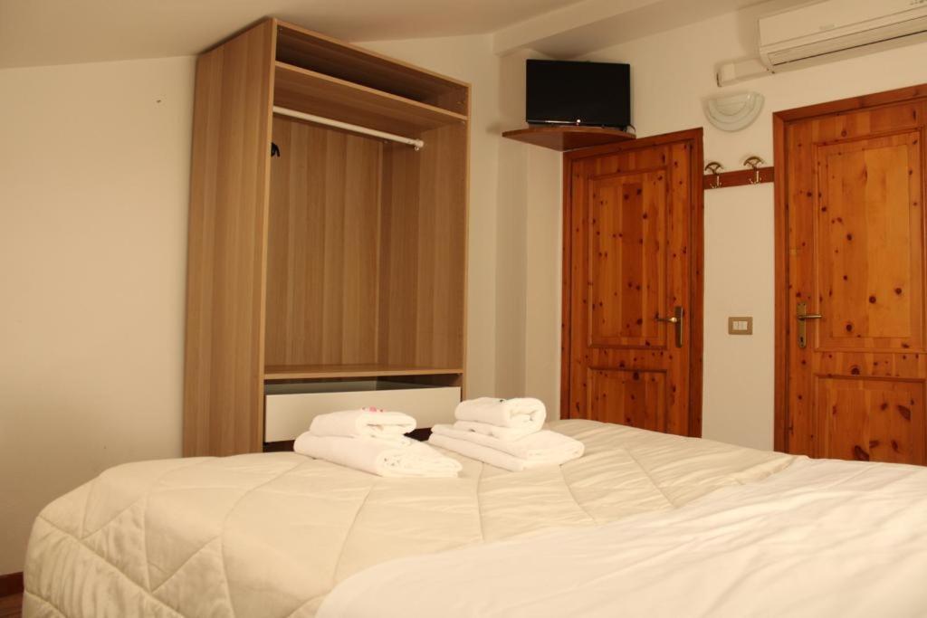 Hotel Al Verde Mandello del Lario Dış mekan fotoğraf